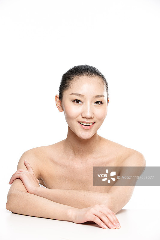 年轻女人妆面图片素材