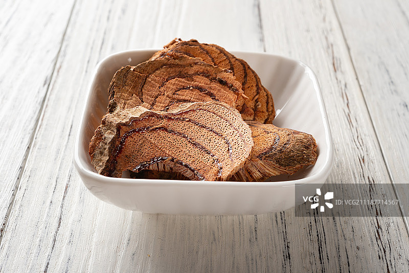 影棚拍摄中药鸡血藤特写图片素材