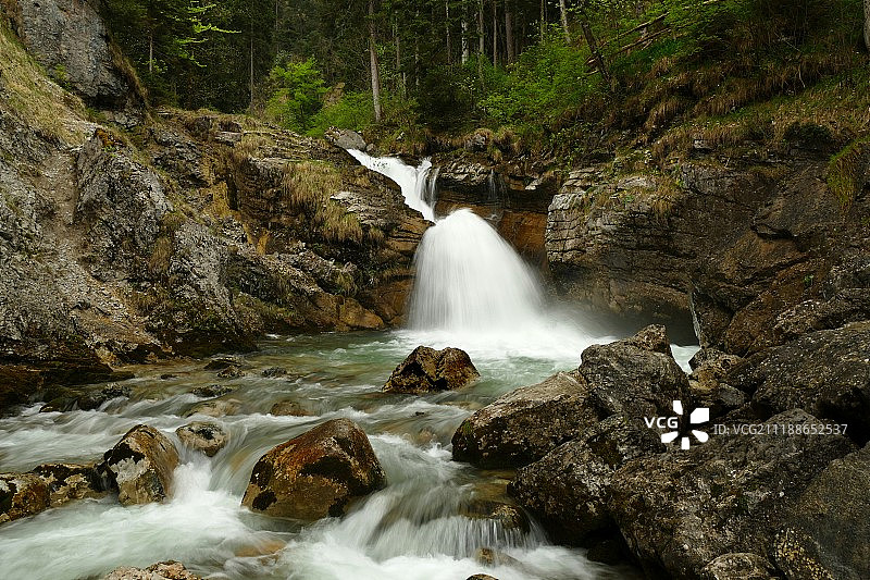 生动的流媒体图片素材