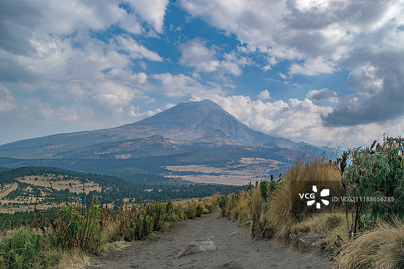 灰烬之路图片素材