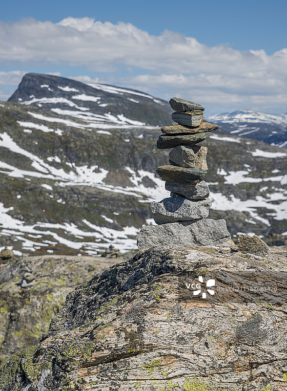 达尔斯尼巴的平衡石堆图片素材