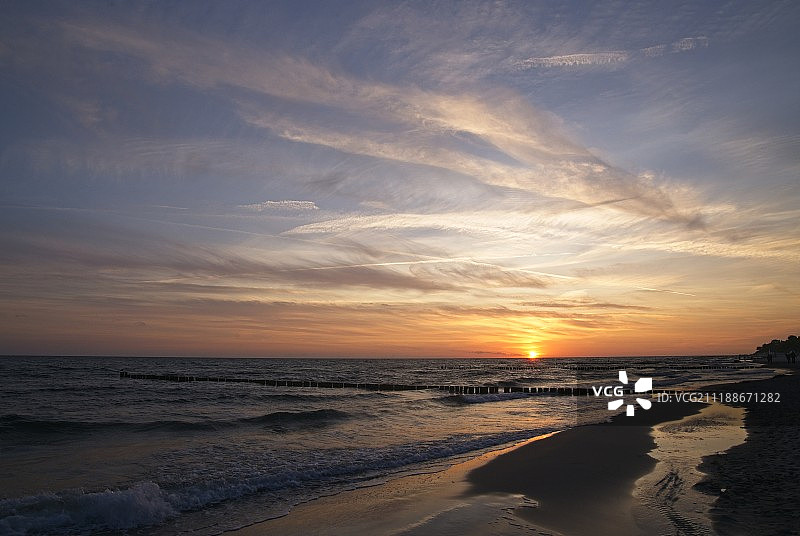 日落时分的海景风光图片素材