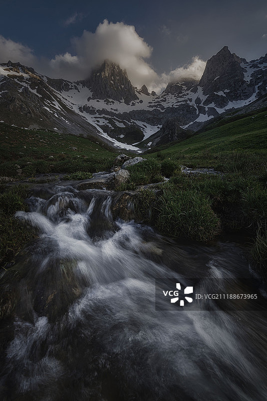 这条河图片素材