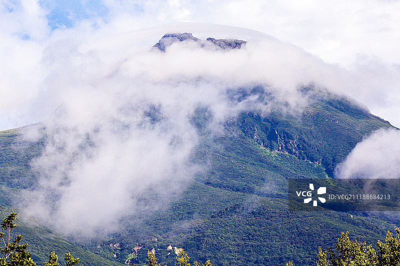 知床国立公园的罗臼岳图片素材