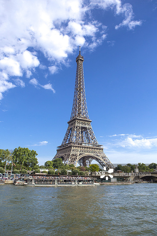 法国 巴黎 爱菲尔铁塔图片素材