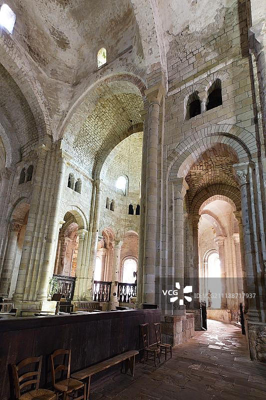 多尔多涅河谷博利约11世纪圣皮埃尔教堂图片素材