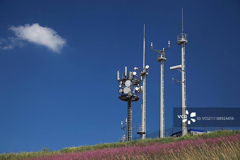 无线电台，业余无线电中继站，位于德国黑森州瓦塞尔库普山图片素材