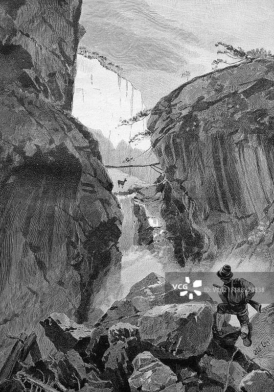 利恩茨山脉多洛米蒂山脉的峡谷历史插图（约1893年）图片素材