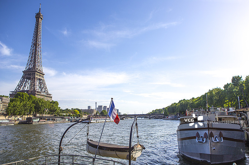 法国巴黎爱菲尔铁塔图片素材