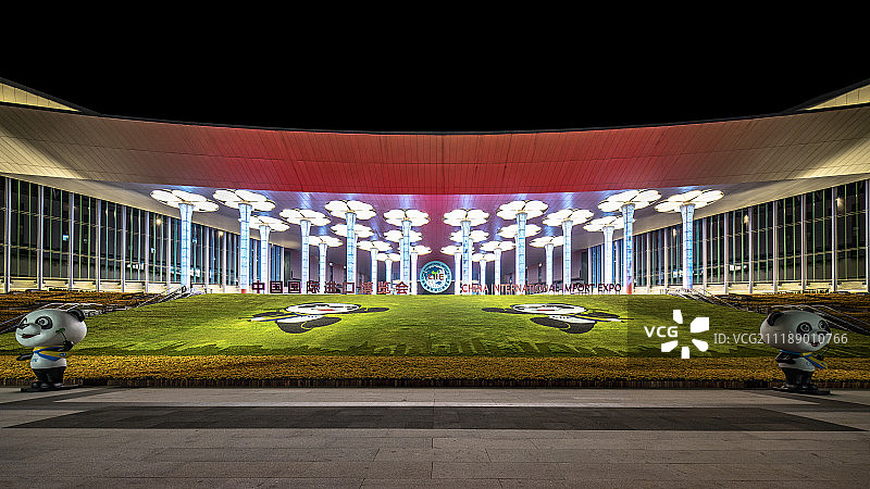 国家会展中心夜景图片素材
