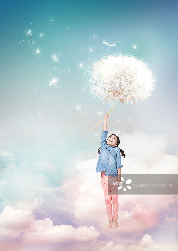 云和想象力的土地图片素材