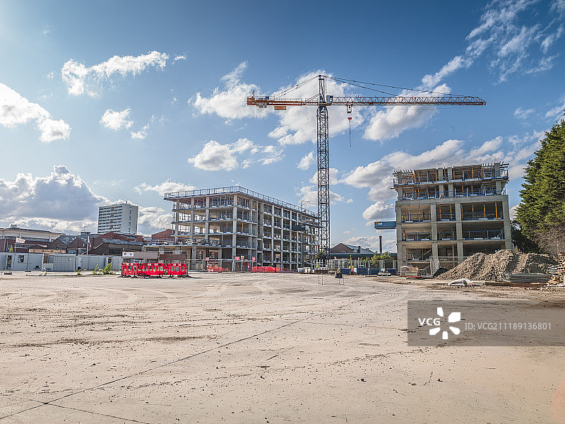 英国伦敦建筑工地前的空地图片素材