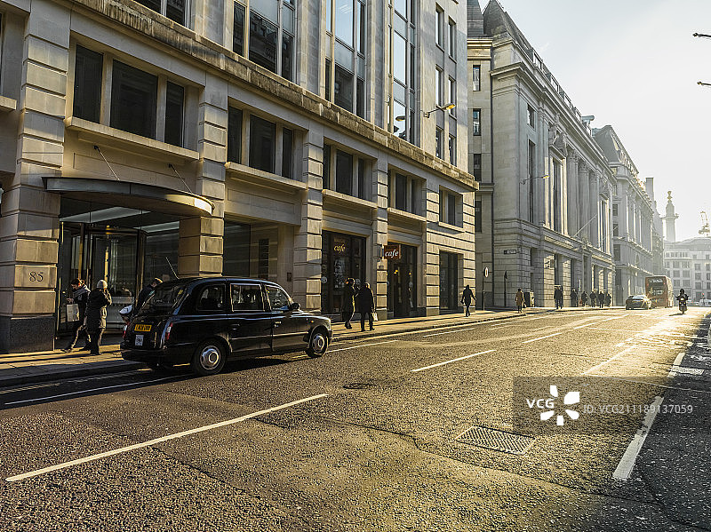 伦敦城市街道晨曦背景图片素材