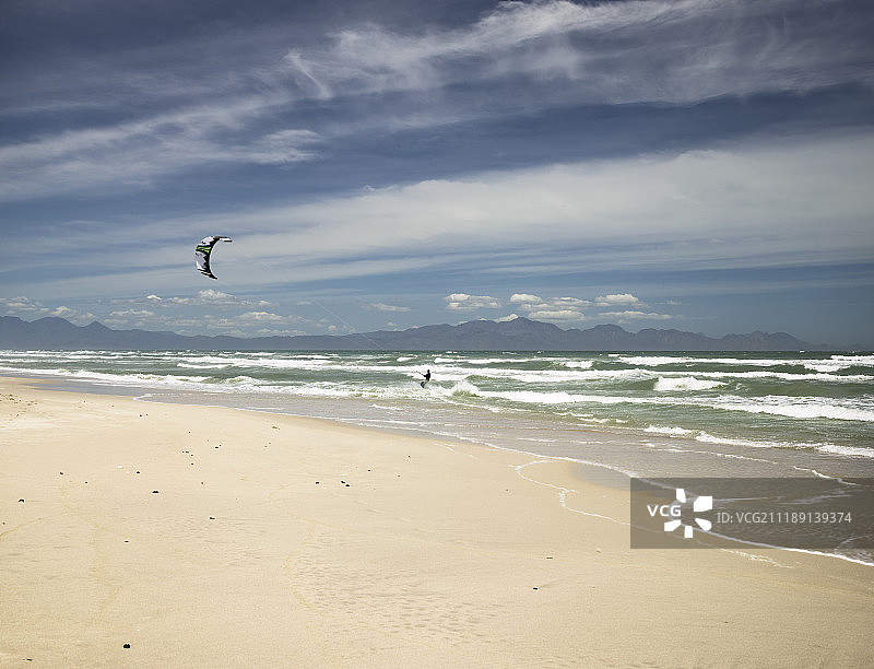 南非开普敦海边的沥青路图片素材