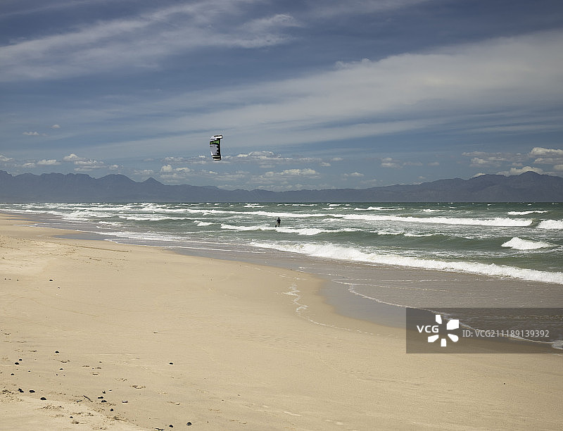南非开普敦海边的沥青路图片素材