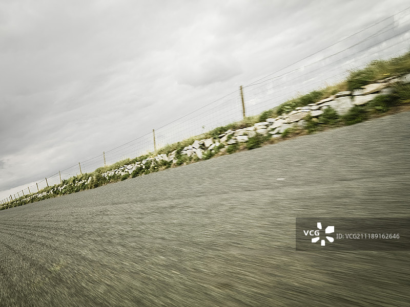 英国乡村单车道背景板图片素材