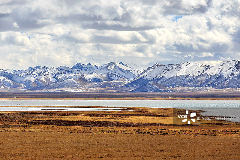 冬给措纳湖风光图片素材