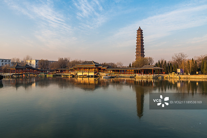 开封铁塔公园图片素材