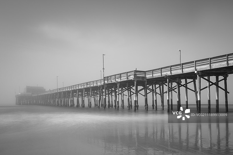 纽波特码头黑白照图片素材