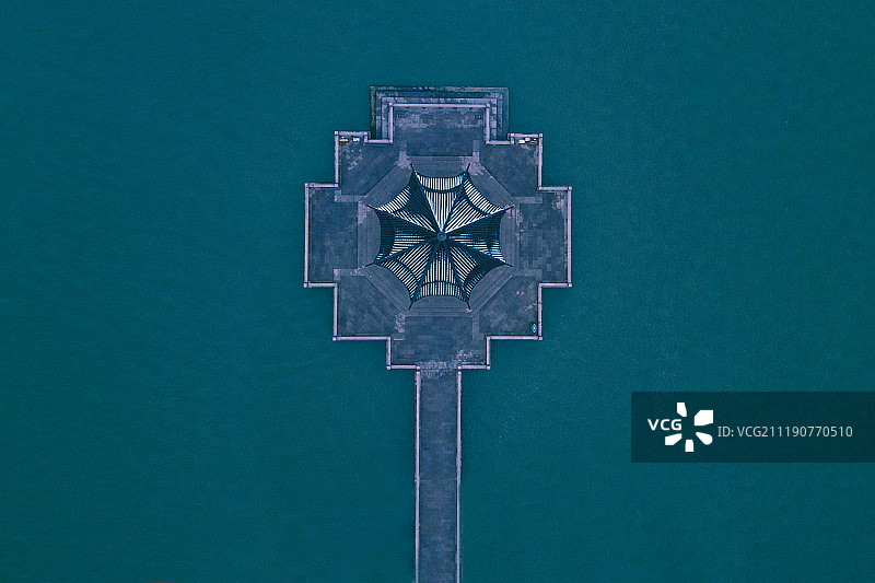 湖心亭初雪图片素材