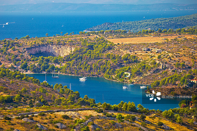 莫鲁村的博博维斯卡海湾图片素材