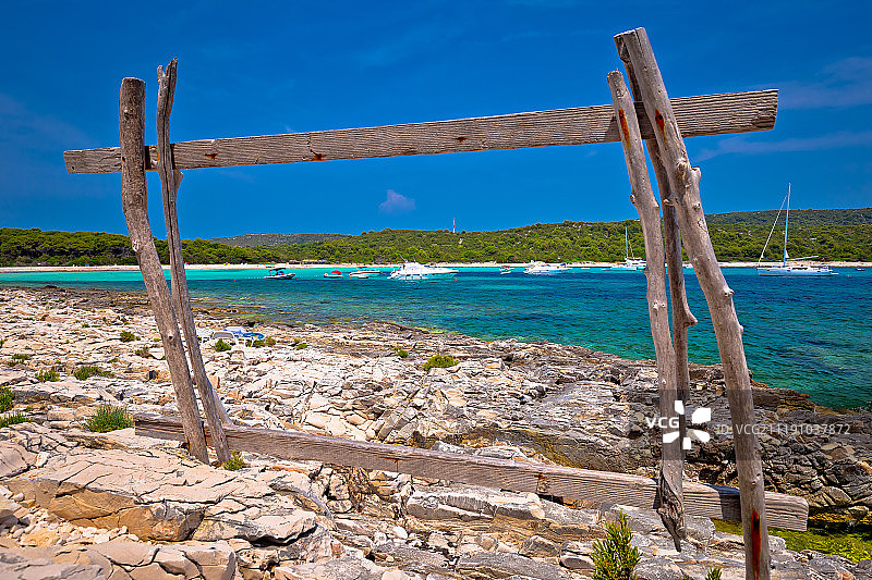 萨卡伦海滩游艇湾景色图片素材