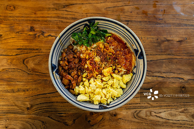 陕西省传统美食和餐具图片素材