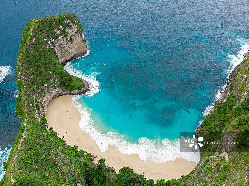 航拍巴厘岛佩尼达岛图片素材