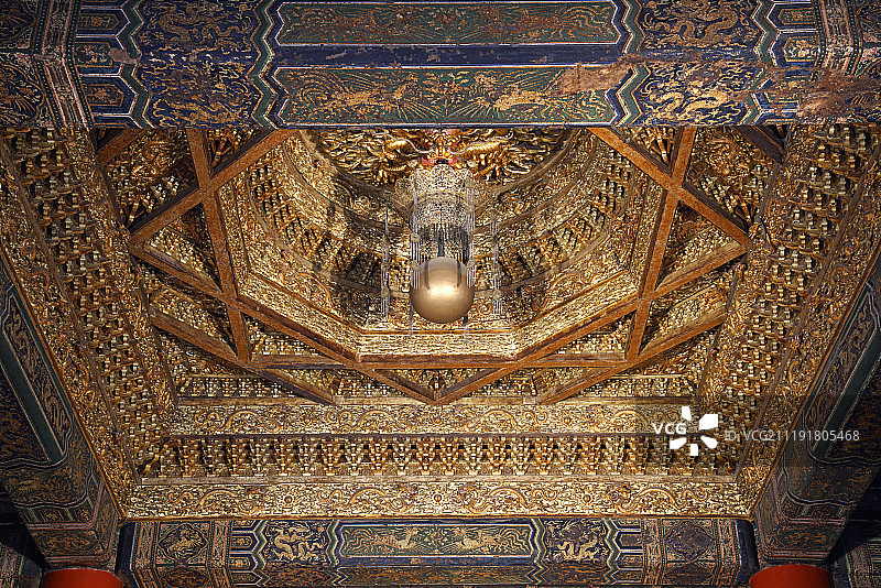 北京故宫交泰殿藻井图片素材