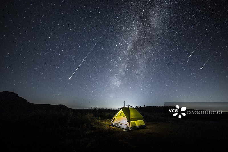 夏季帐篷星空图片素材