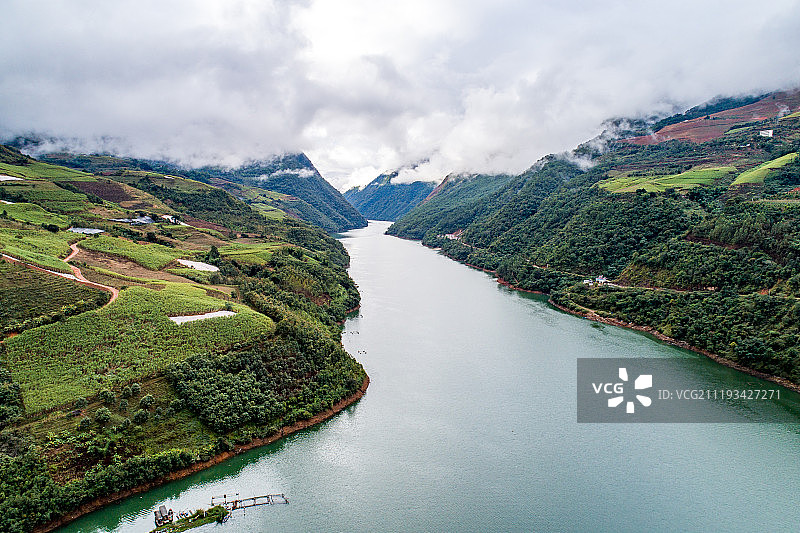 航拍云南澜沧江峡谷图片素材