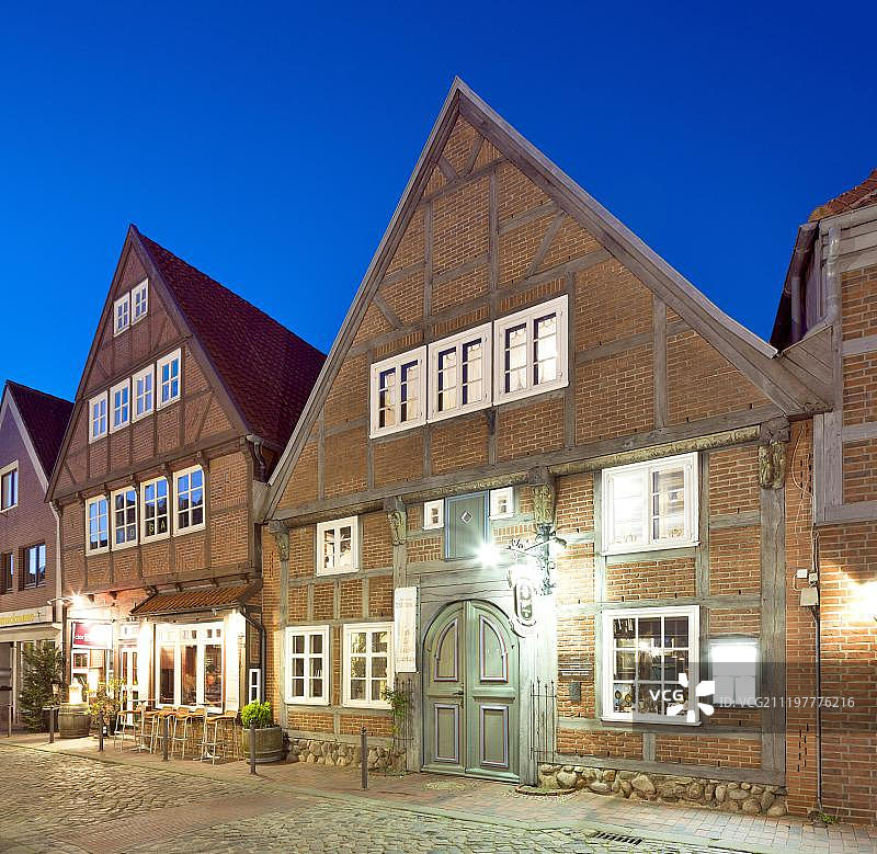 德国下萨克森州布克斯特胡德老城区的历史建筑图片素材