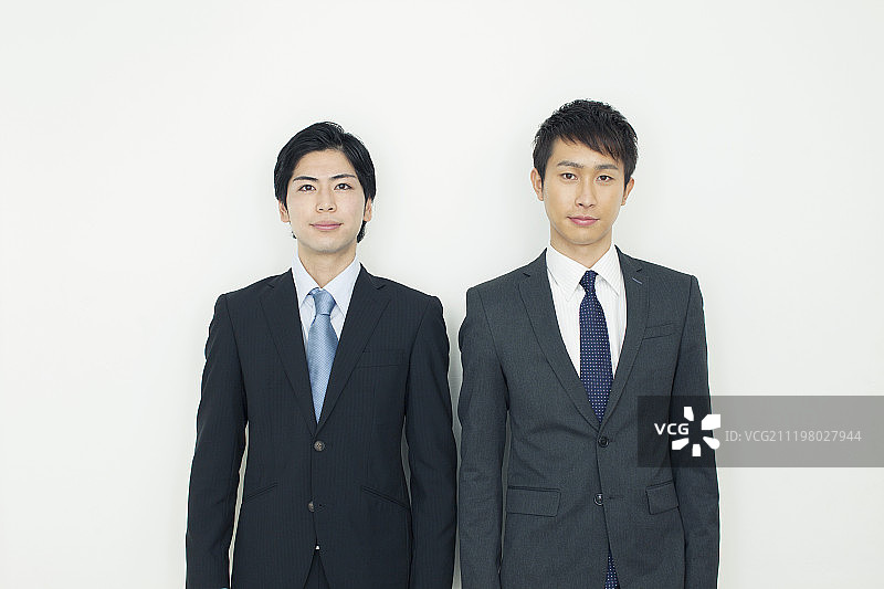 两位年轻男商人图片素材