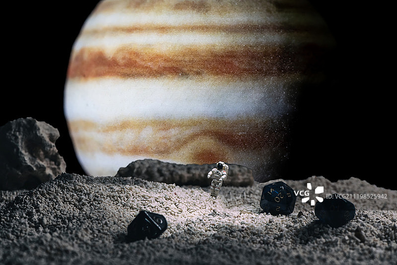 星际航行中的宇航员图片素材