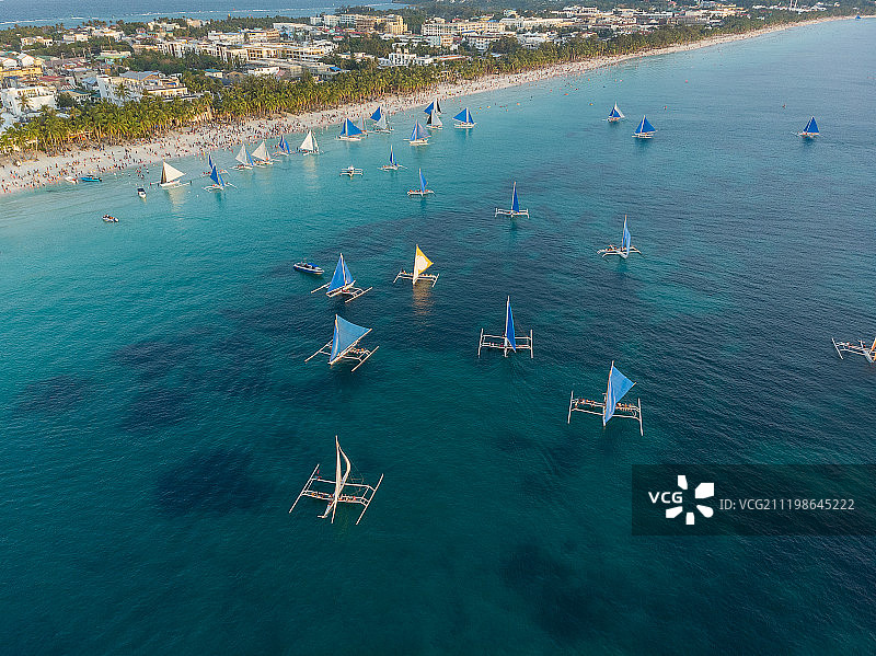 航拍菲律宾长滩岛白沙滩图片素材