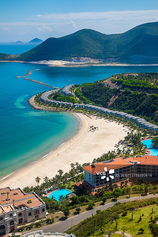 越南芽庄珍珠岛海岸线风光图片素材