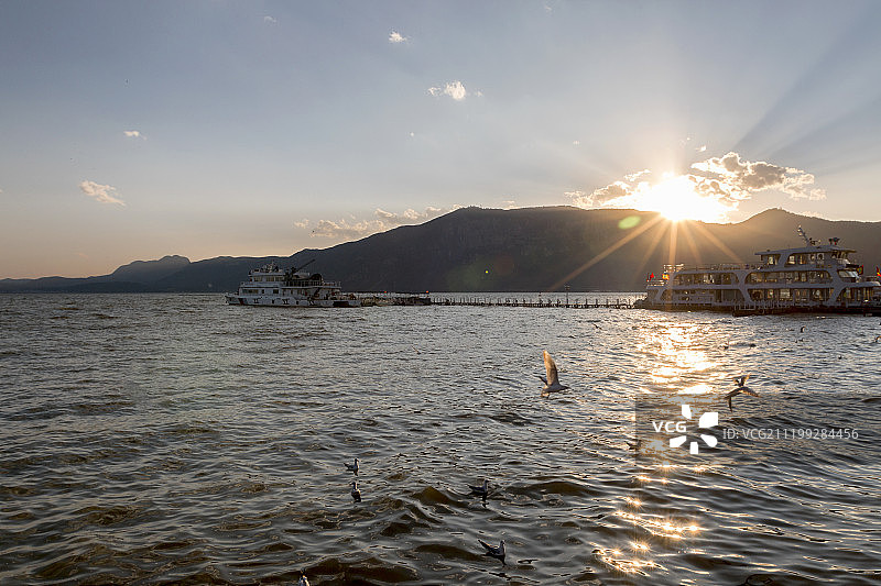 昆明海埂公园滇池日落图片素材