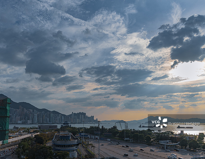 香港九龙湾及维多利亚港都市风光图片素材