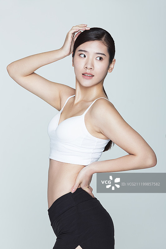年轻女子在运动图片素材