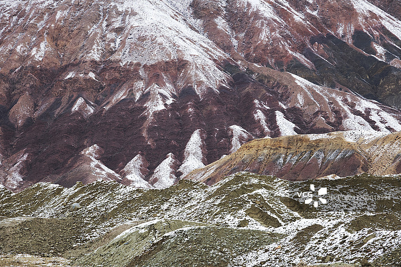 海拨高度4300米/格尔木市昆仑山秀沟图片素材