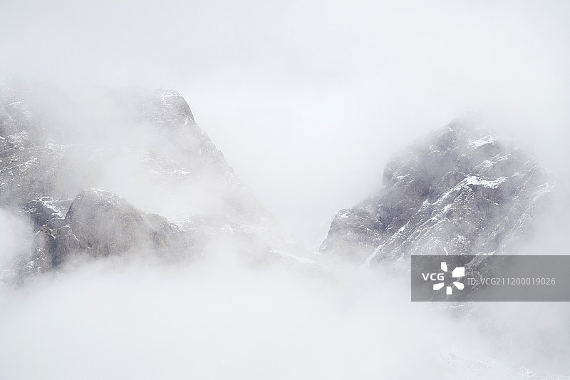 海拨高度4300米/格尔木市昆仑山秀沟图片素材