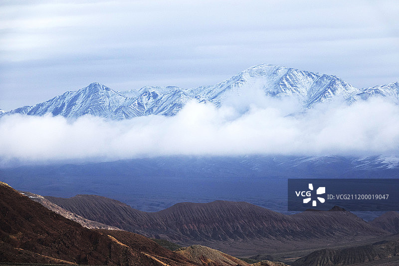 海拨高度4300米/格尔木市昆仑山秀沟图片素材
