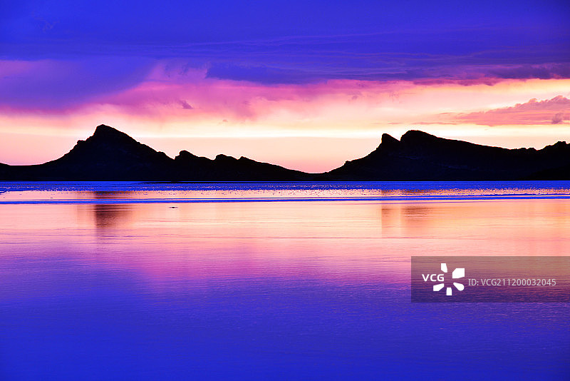 乌尤尼盐沼，玻利维亚图片素材