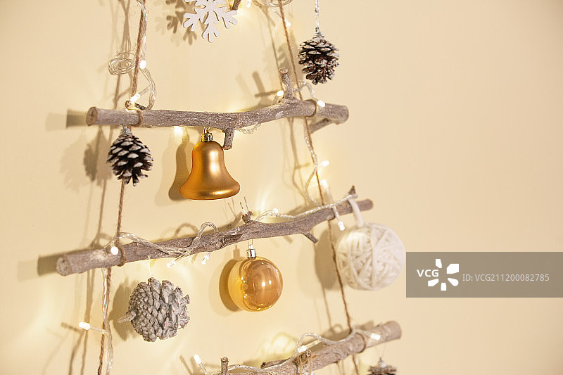 背景，圣诞节，冬季，圣诞星，铃铛，圣诞树图片素材