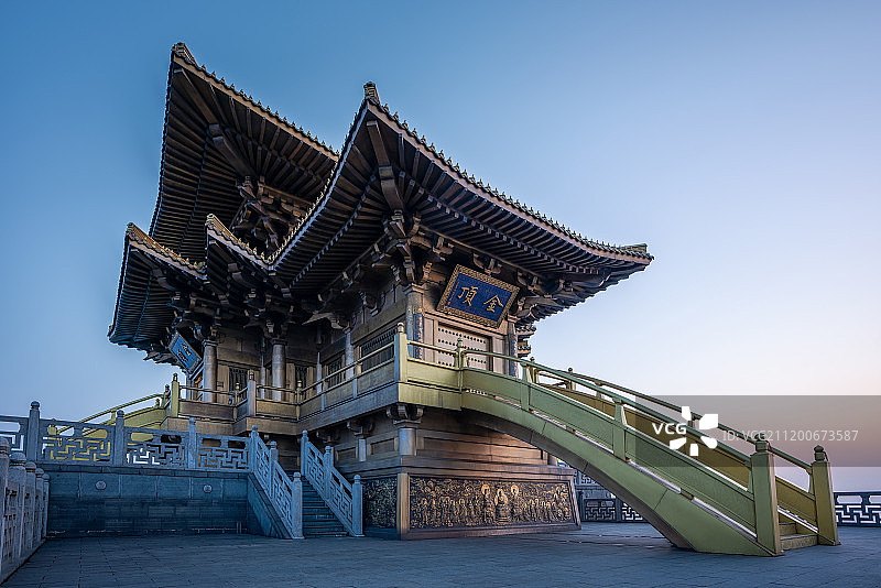 湖北省随州市大洪山风景区金顶图片素材