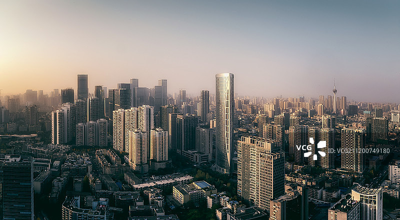 成都市武侯区金色日落天际线俯瞰全景图片素材