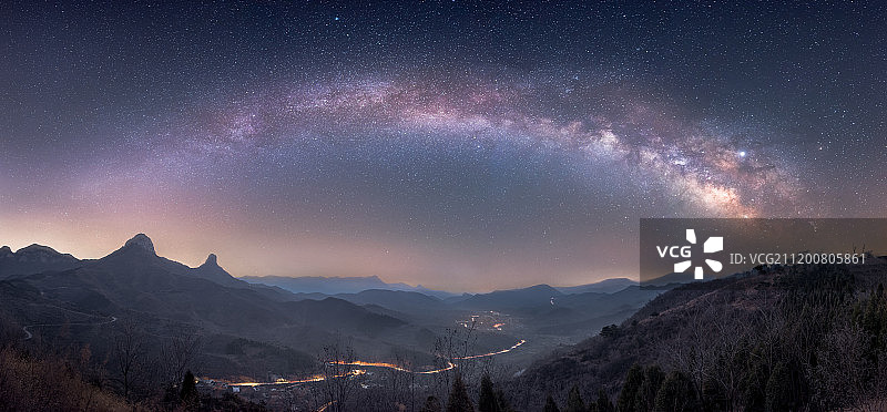 济南大小寨银河拱桥图片素材