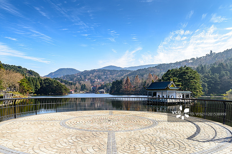 题江西庐山风景区如琴湖风光图片素材