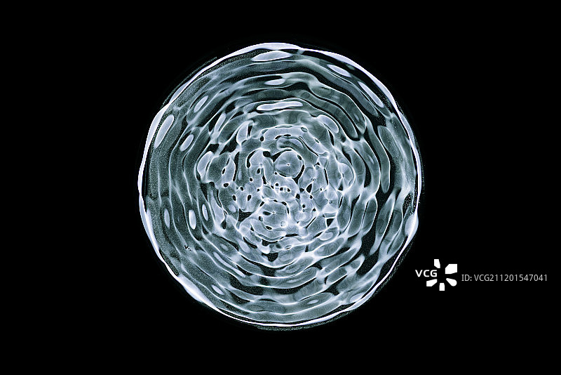 音频共振不同频率特殊手法拍摄图案黑底创意科技素材概念图片素材