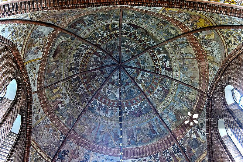 德国梅尔多夫主教座堂圣约翰尼斯教堂的穹顶壁画图片素材